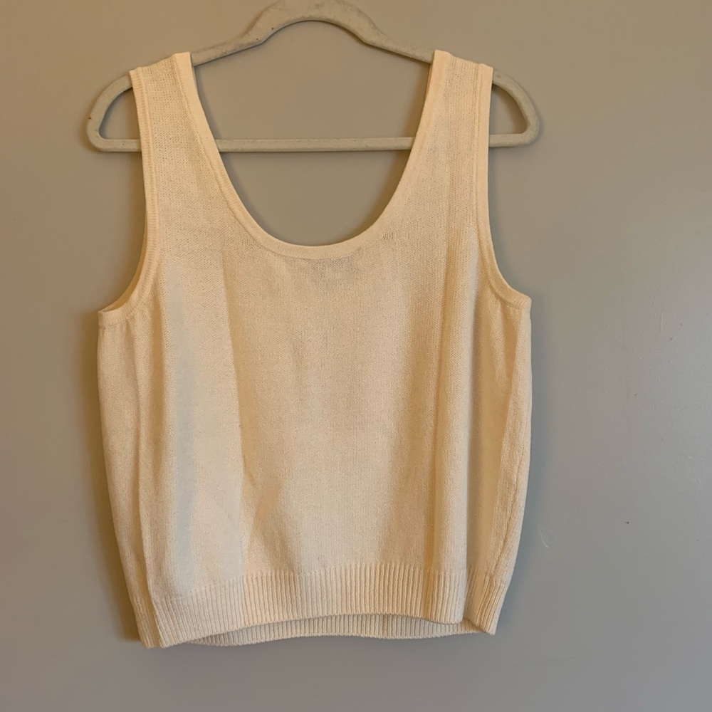 St. John Knit Cream Tank - Picture 4 of 4